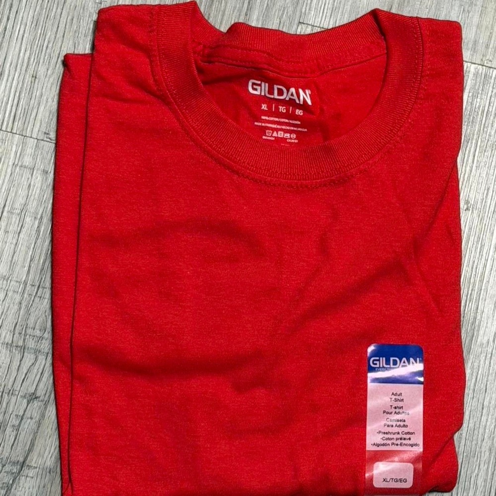 Gildan T-Shirt Mens Size XL Red Cotton Short Sleeve Crew Neck Tee